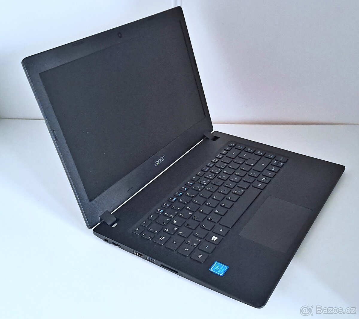 Pěkný Acer Aspire 1 Intel Pentium SSD64gb 4gbRAM W10 7h bat - 5