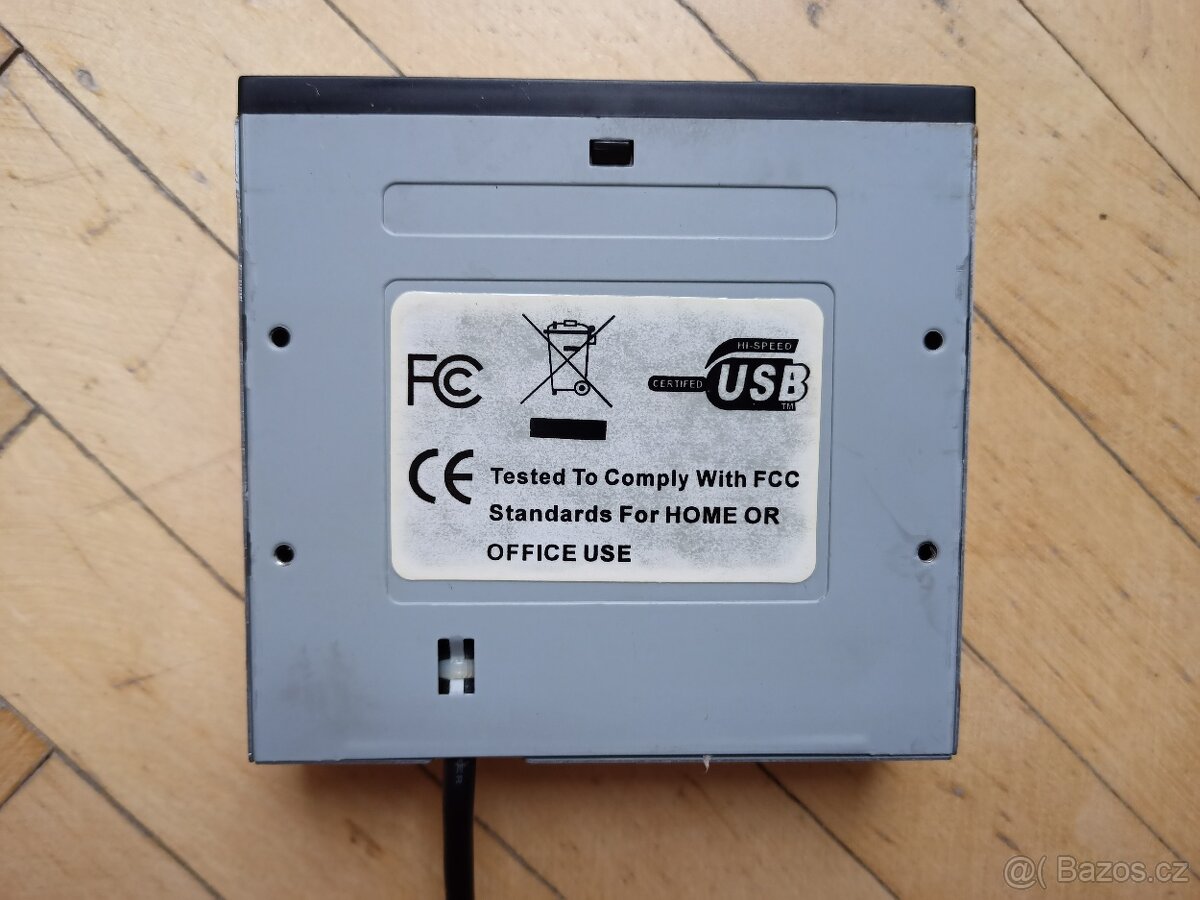 PC ZdrojABC Data;MyšGeniusErgo525;USB+Čtečka pam.karet - 5