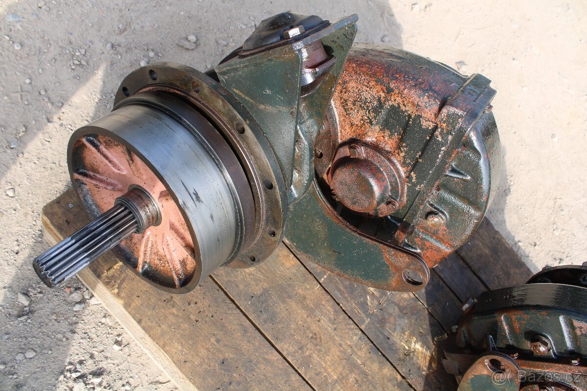 Zetor 7211 portály cena za pár - 5