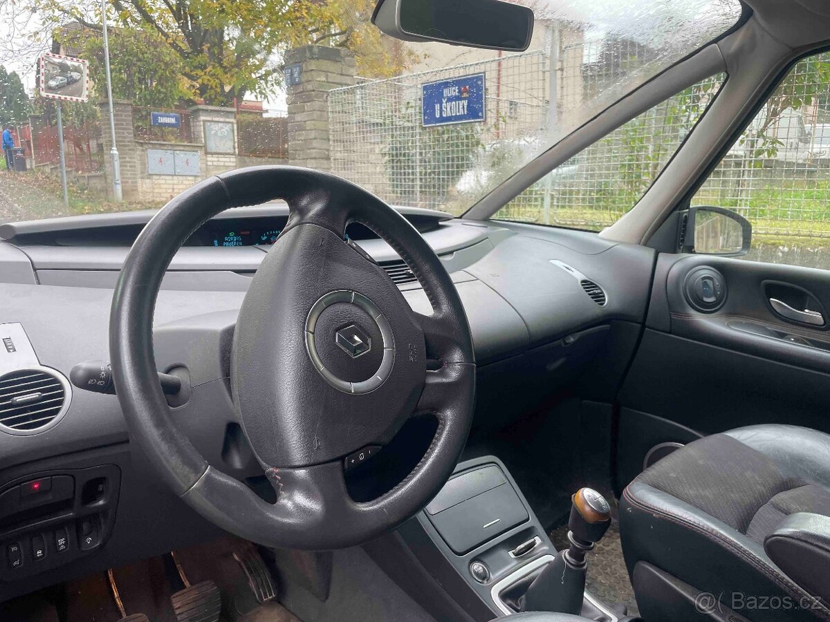 Renault Espace 2.0 DCi, 96 kw - 5