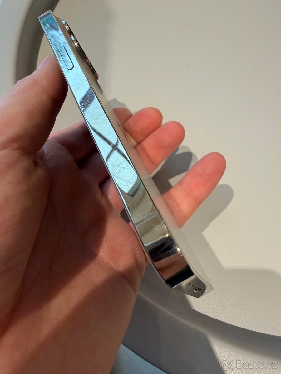 iPhone 13 Pro 256GB zlatý - 5