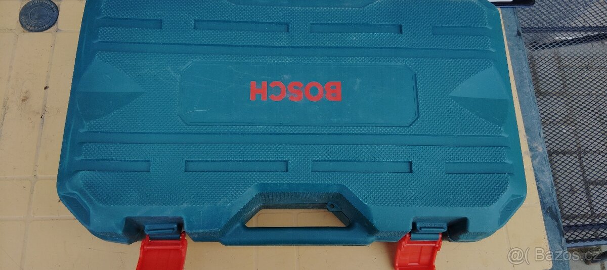 Bourací kladivo a 2x akuvrtačka - 5