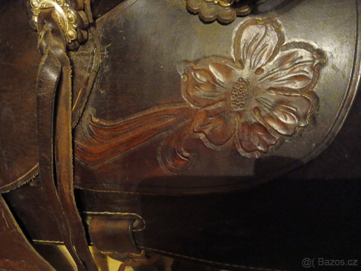 Prodej westernoveho sedla - 5