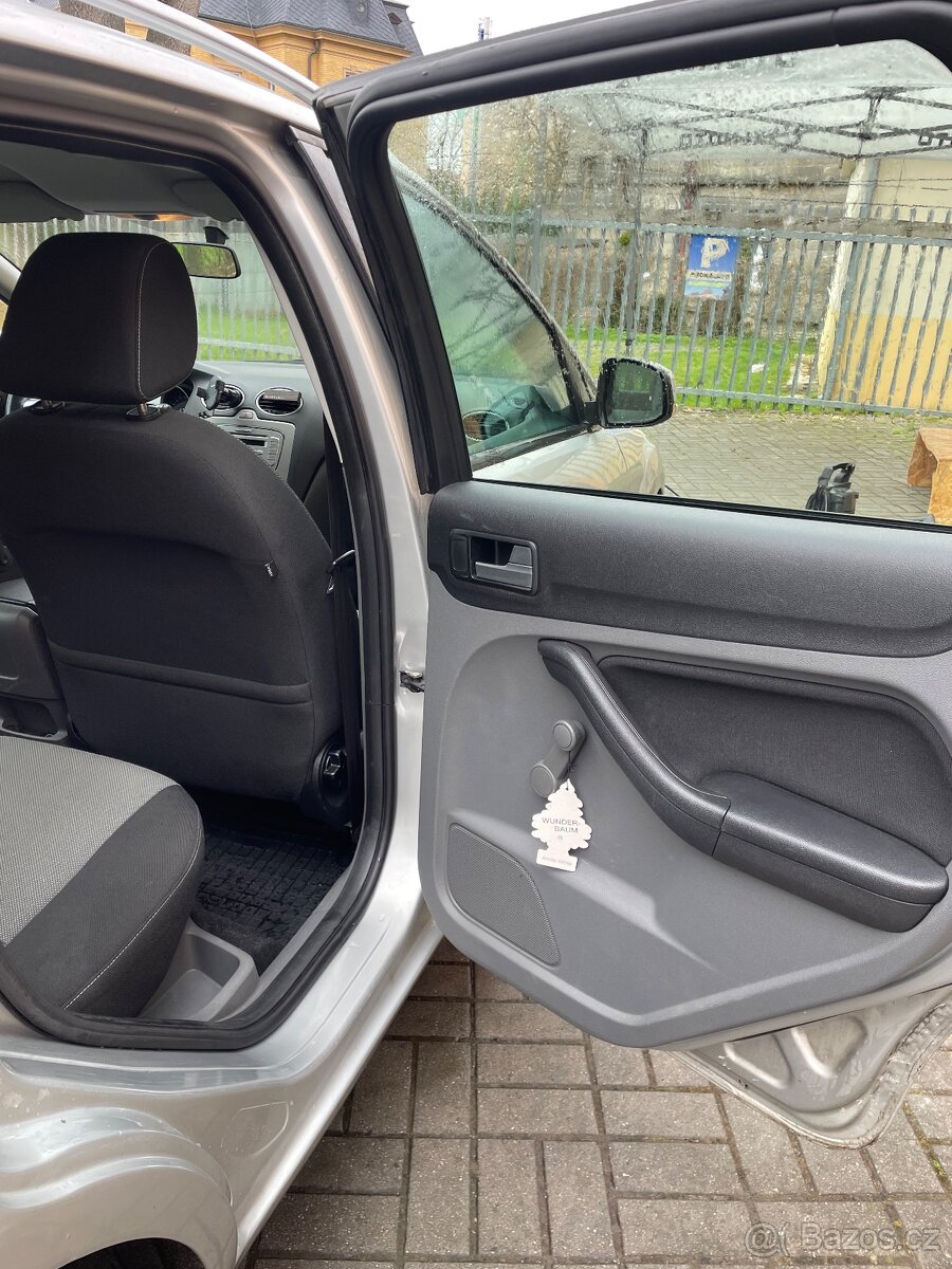Ford focus 1.6i - 5