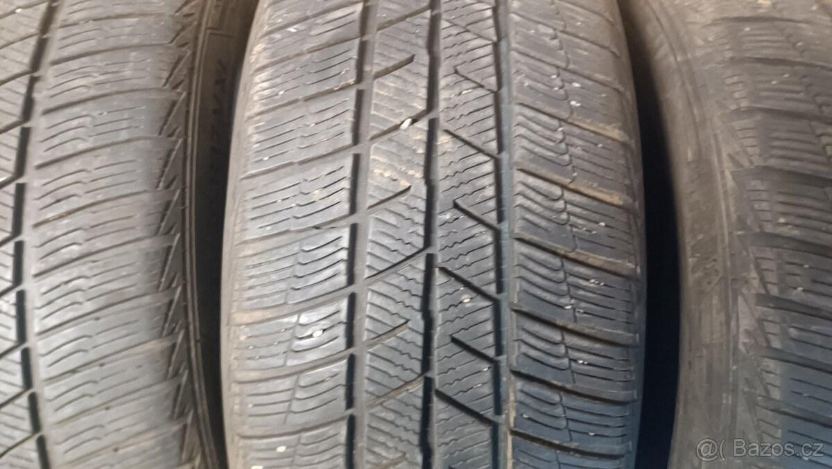 Zimni pneu 225-50/17" - 5