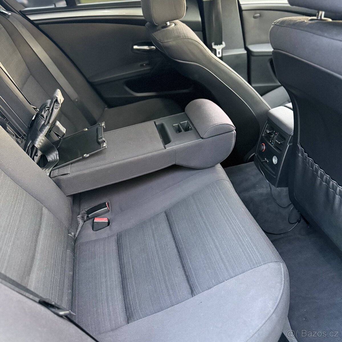 BMW Řada 5, E60 525 i Ojeté, 5/2008, 234100 km platná STK 9/ - 5