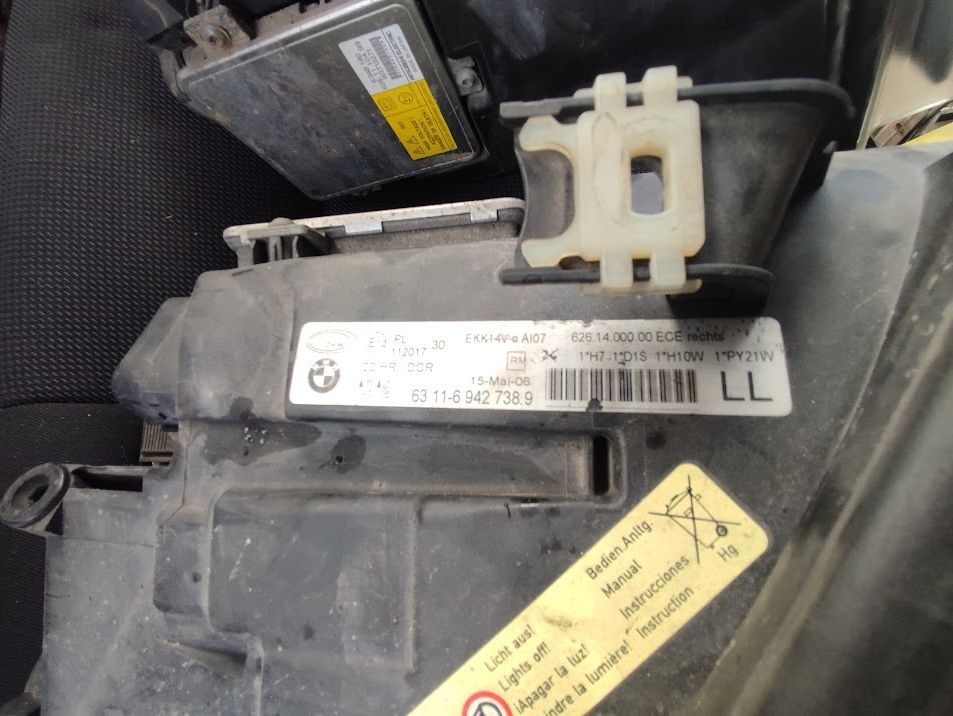 BMW E90 E91 přední světla xenon - 5