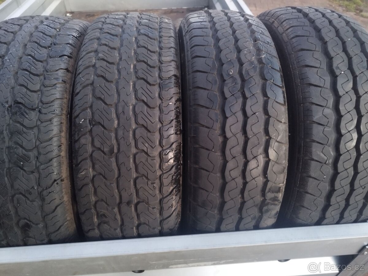 205/70 R15C - 5