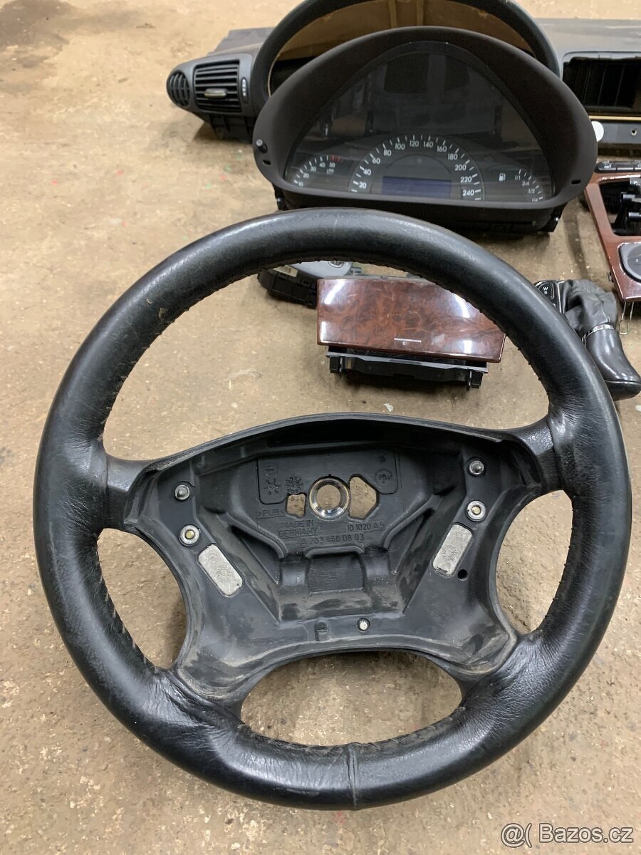 Díly Mercedes Benz C w203 - 5