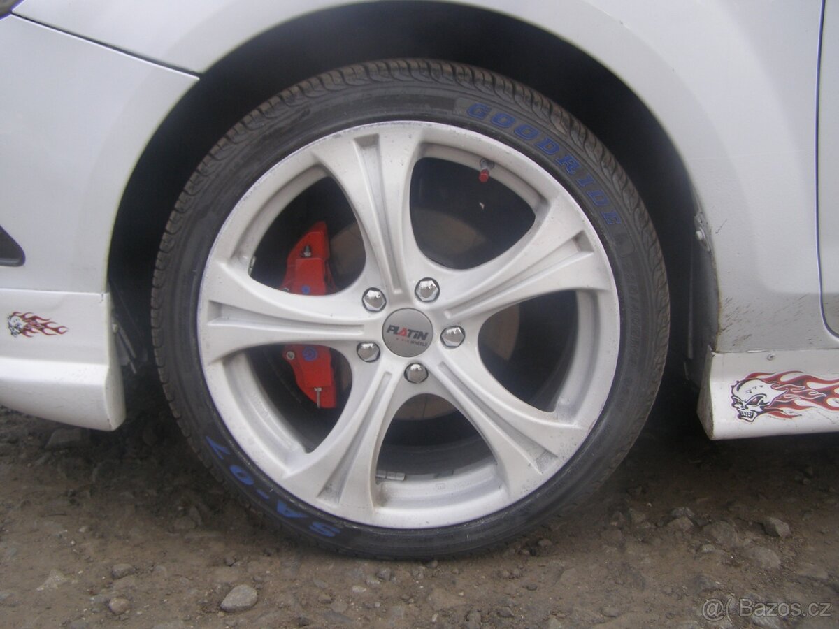 Ford Focus 1.6 - 5