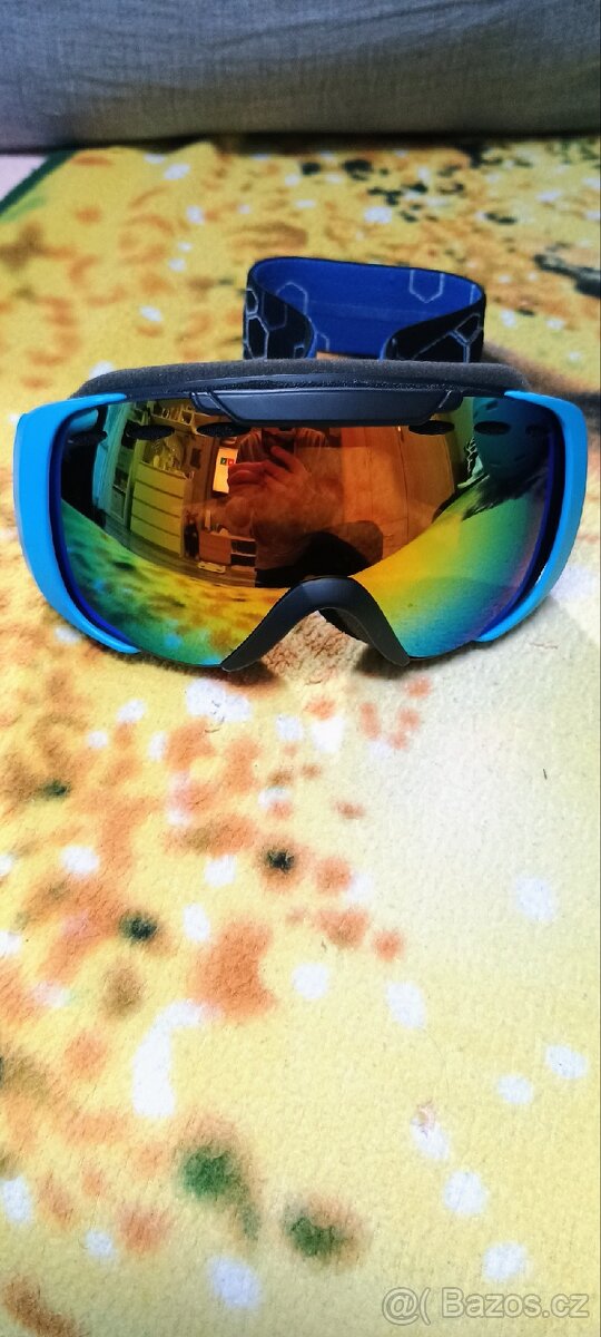 Lyžařská helma+brýle - 5