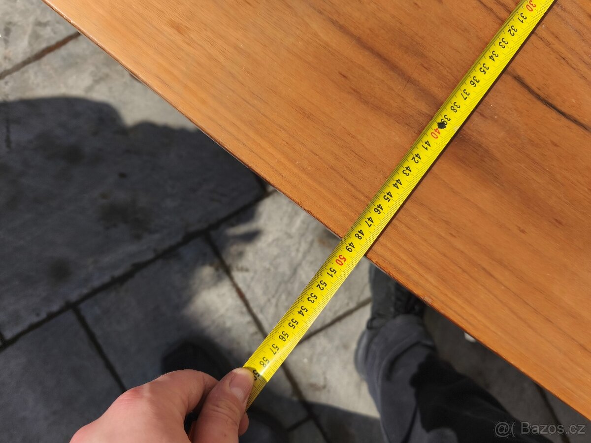 Dřevěný TV stolek - 5