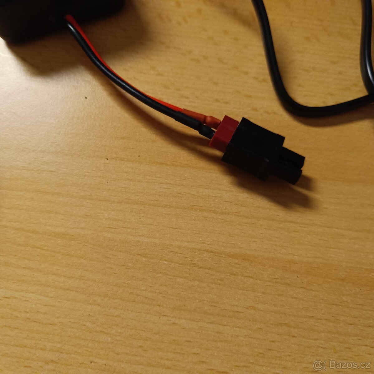 Nabíječka + 2xNiMH baterie, motor, regulátor - 5