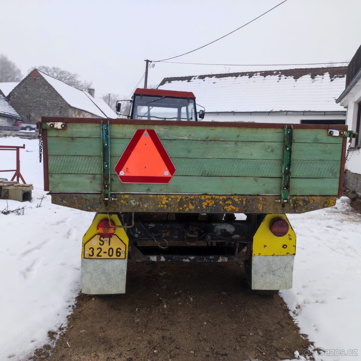 Traktor s čelňákem a valník 7t - 5