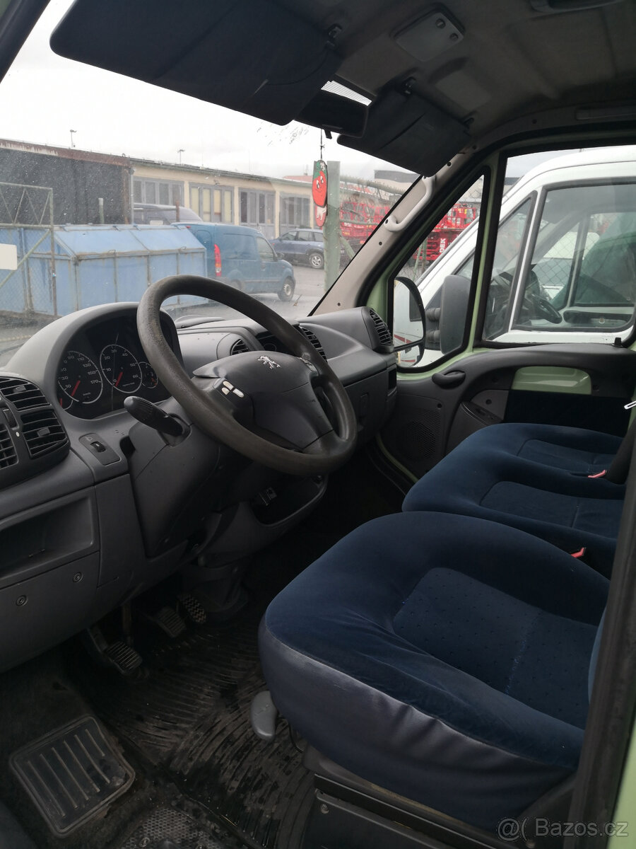 Peugeot Boxer 2.0 HDi 9 místný - 5