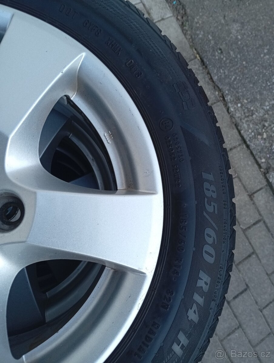 Škoda Fabia 185/60 R14 - 5