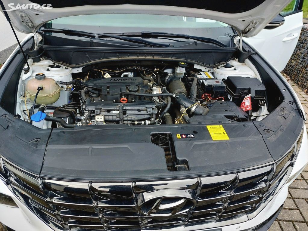 Hyundai Tucson 1.6TGDi 4WD STYLE - 5