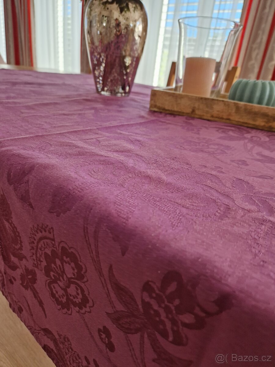 Fialový ubrus Tchibo - 5