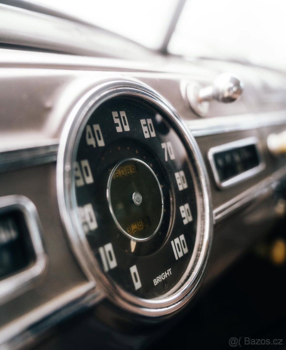 PACKARD TOURING EIGHT 1938 - 5
