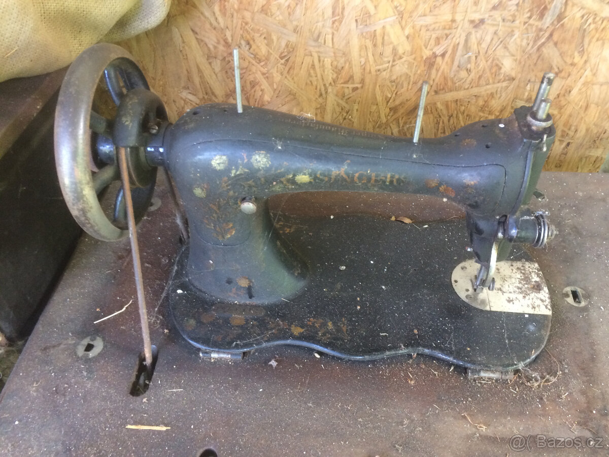 Starožitný šicí šlapací stroj SINGER - 5