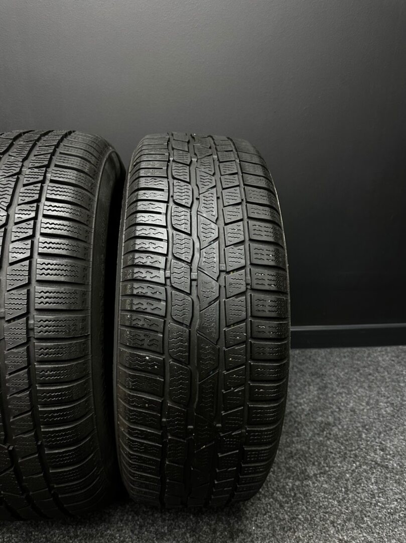 Sada pneu Continental 215/60/16 - 5