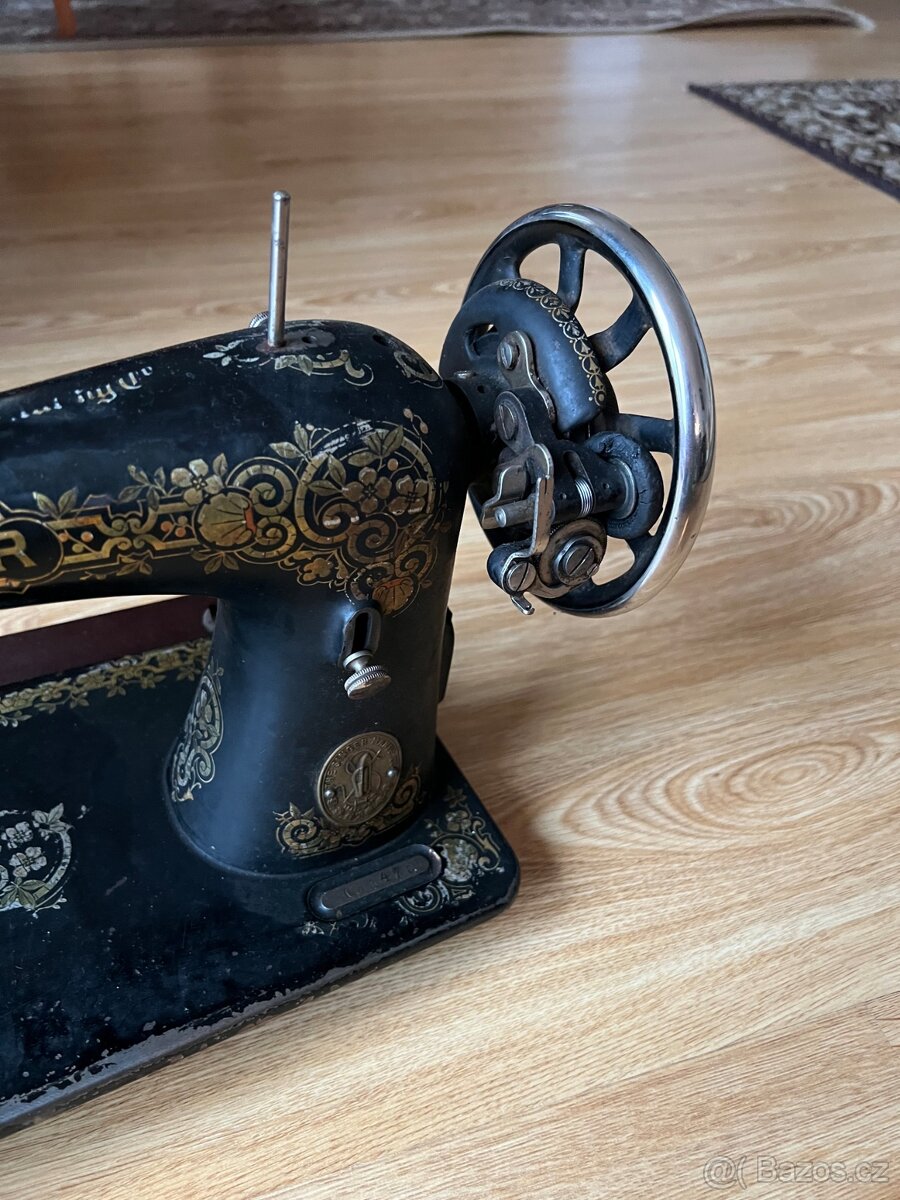 Šicí stroj SINGER - 5