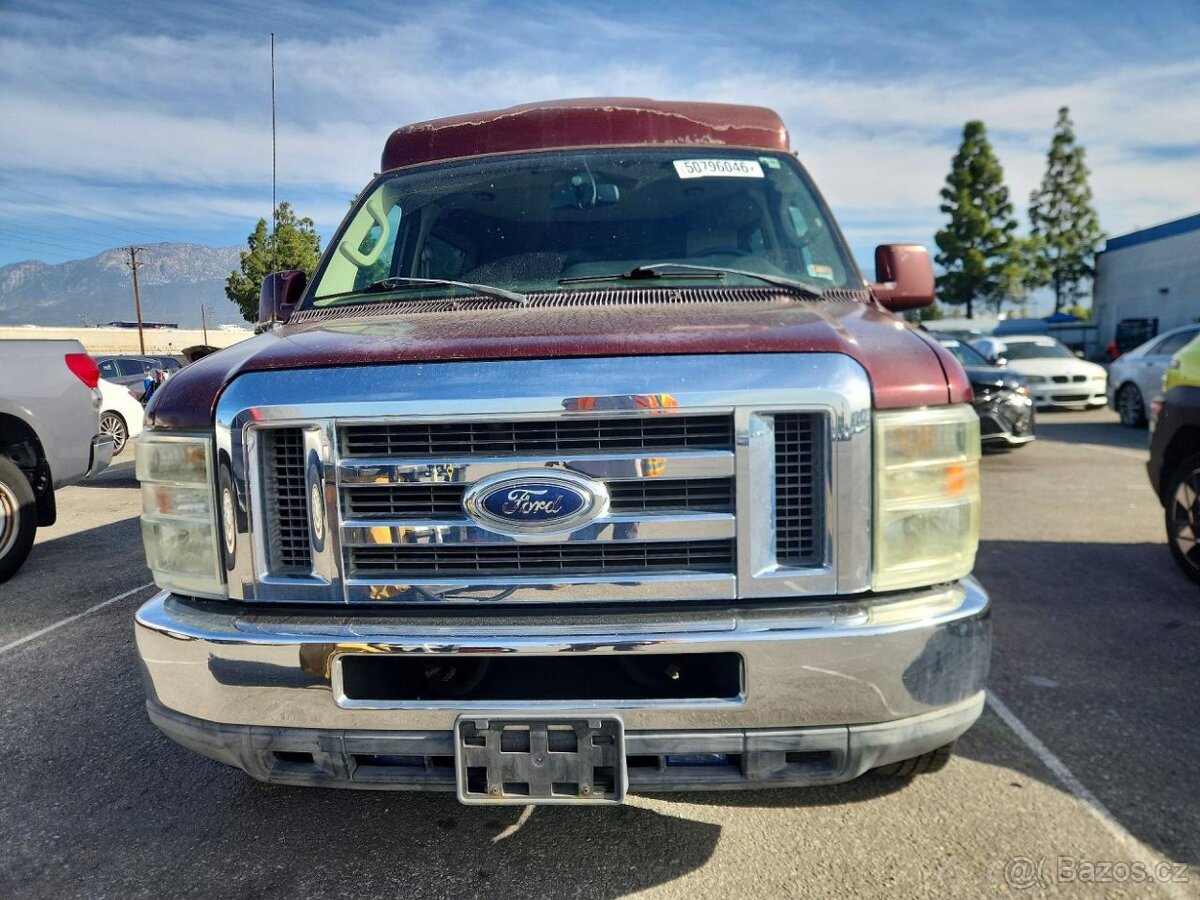 FORD ECONOLINE E150 VAN 2021 - 5