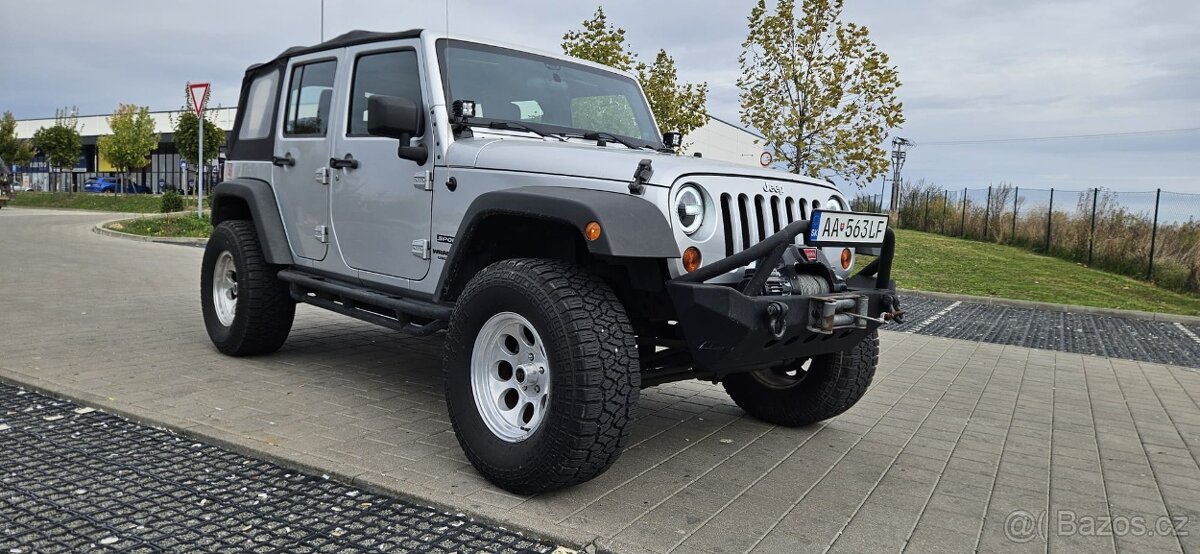 2012 Jeep Wrangler Unlimited Sport Sahara 3.6L V6