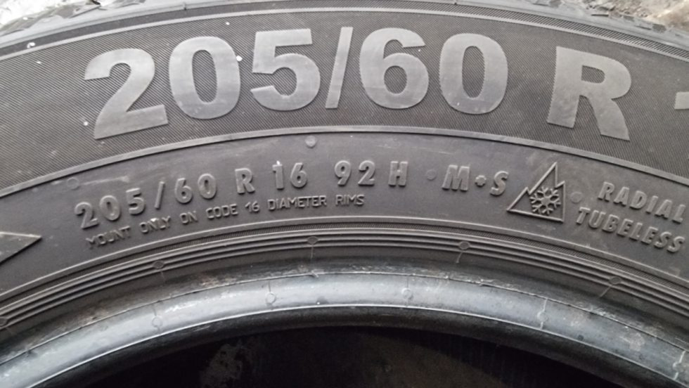 Zimní pneumatika 205/60/16 Semperit - 5