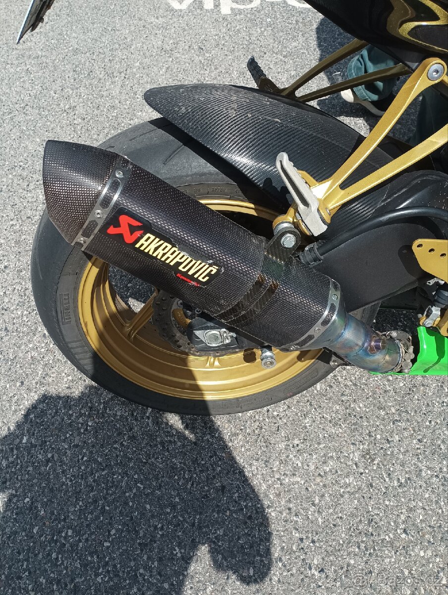 Kawasaki Ninja zx 10 r - 5