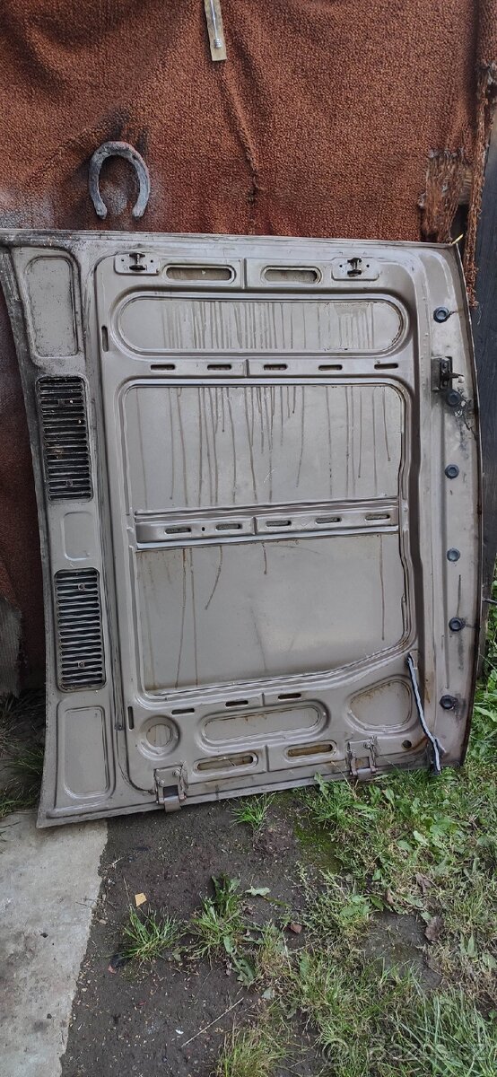 Přední kapota škoda 120l - 5