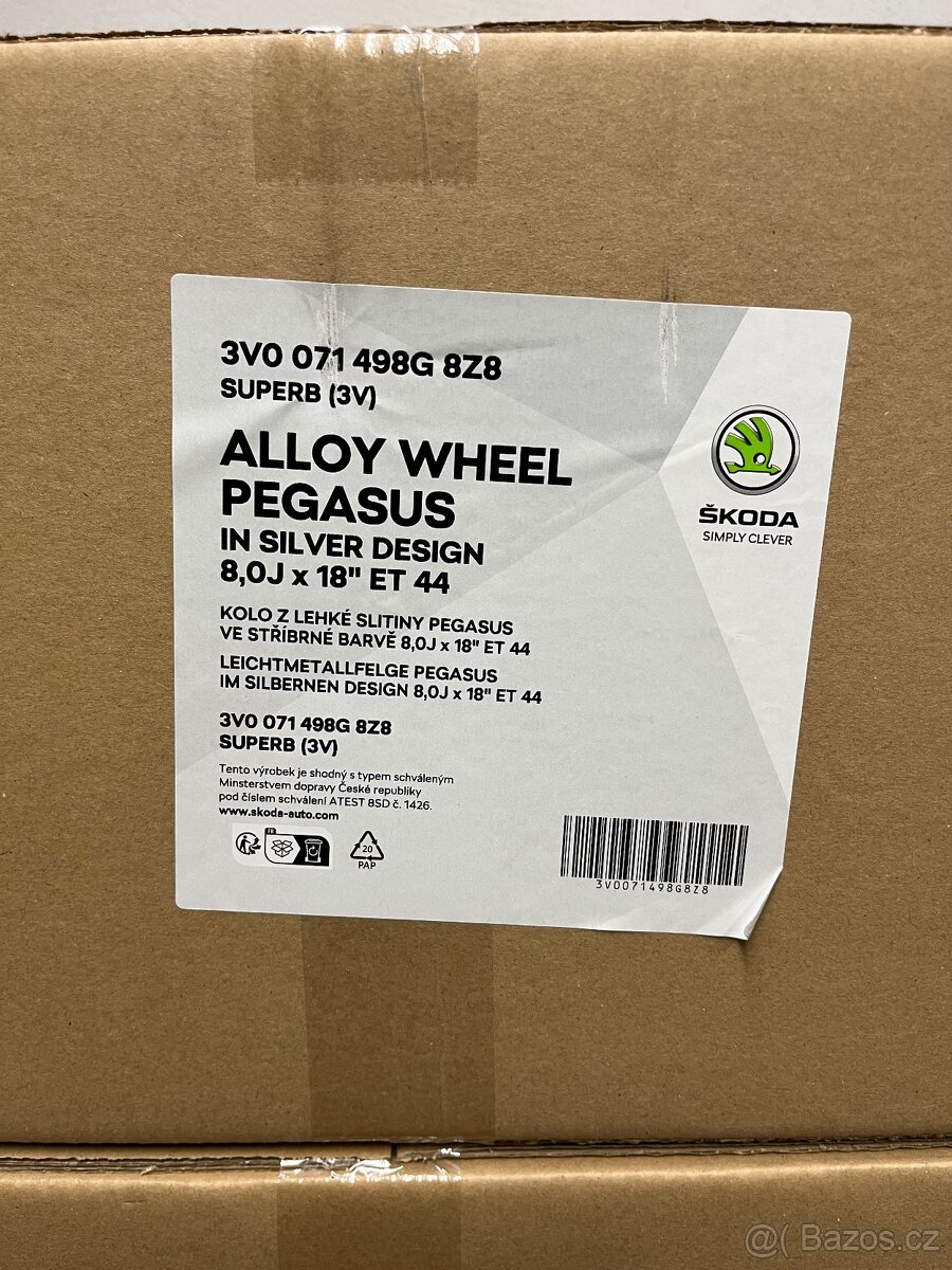 Škoda Superb R18 Originální nová sada Pegasus - 5
