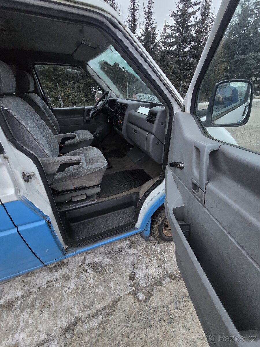 Prodám vw multivan 2.4D 1993 - 5