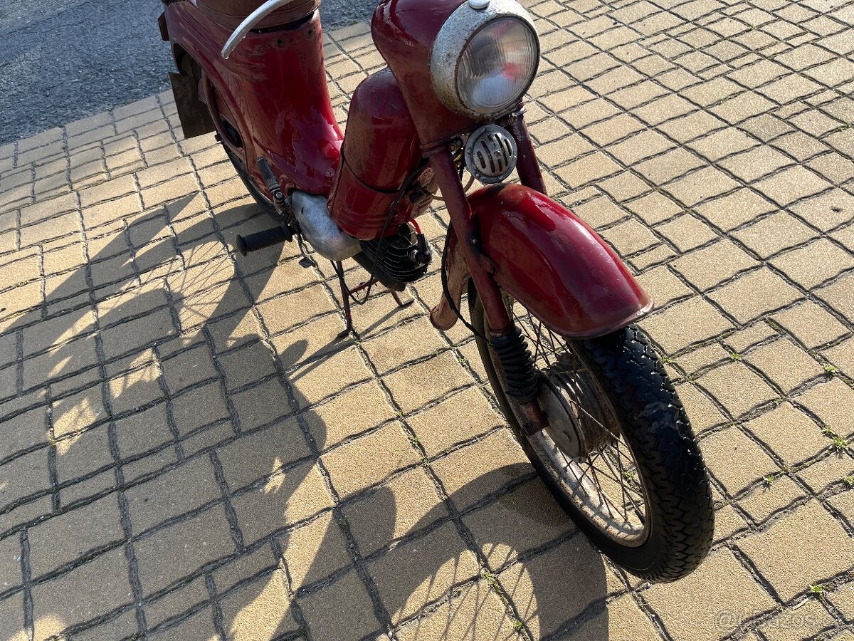 Jawa 555 - 5