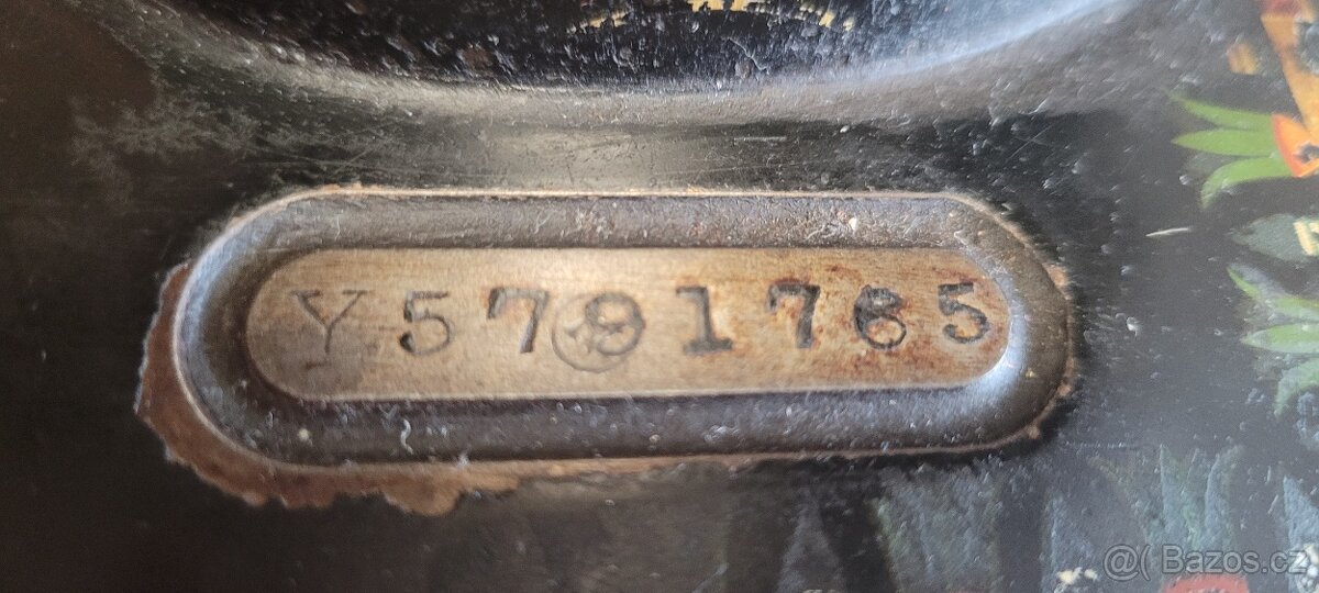 Prodám šicí stroj Singer - 5