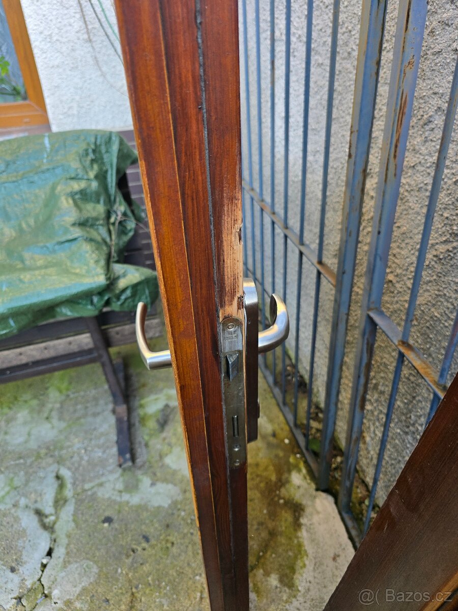 Vchodové dveře dřevěné - dvoukřídlé - 5