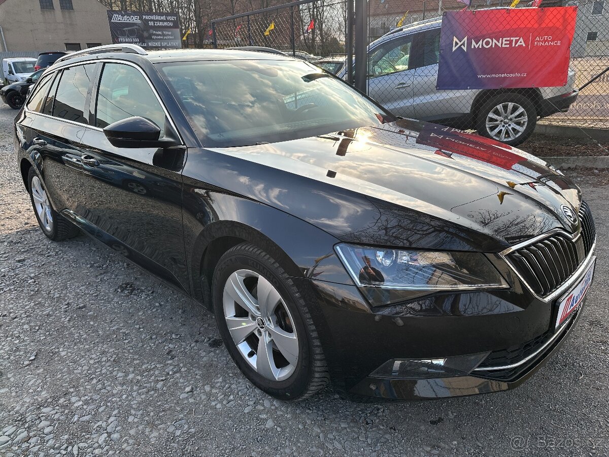 Škoda Superb 2.0 TDi DSG ACC BIXEN NAVI - 5