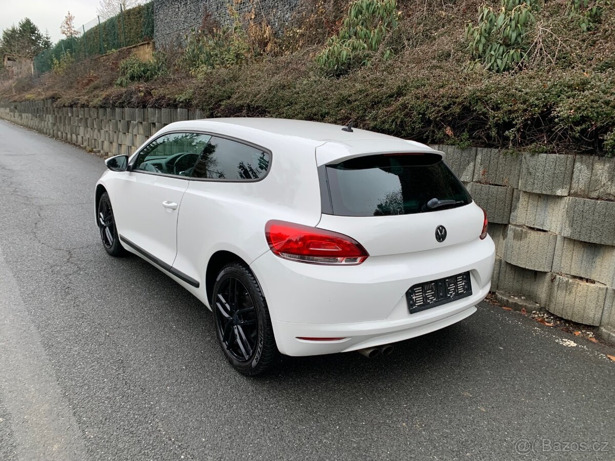 Volkswagen Scirocco 1.4 TSi 90 kw najeto 175 tis.km - 5