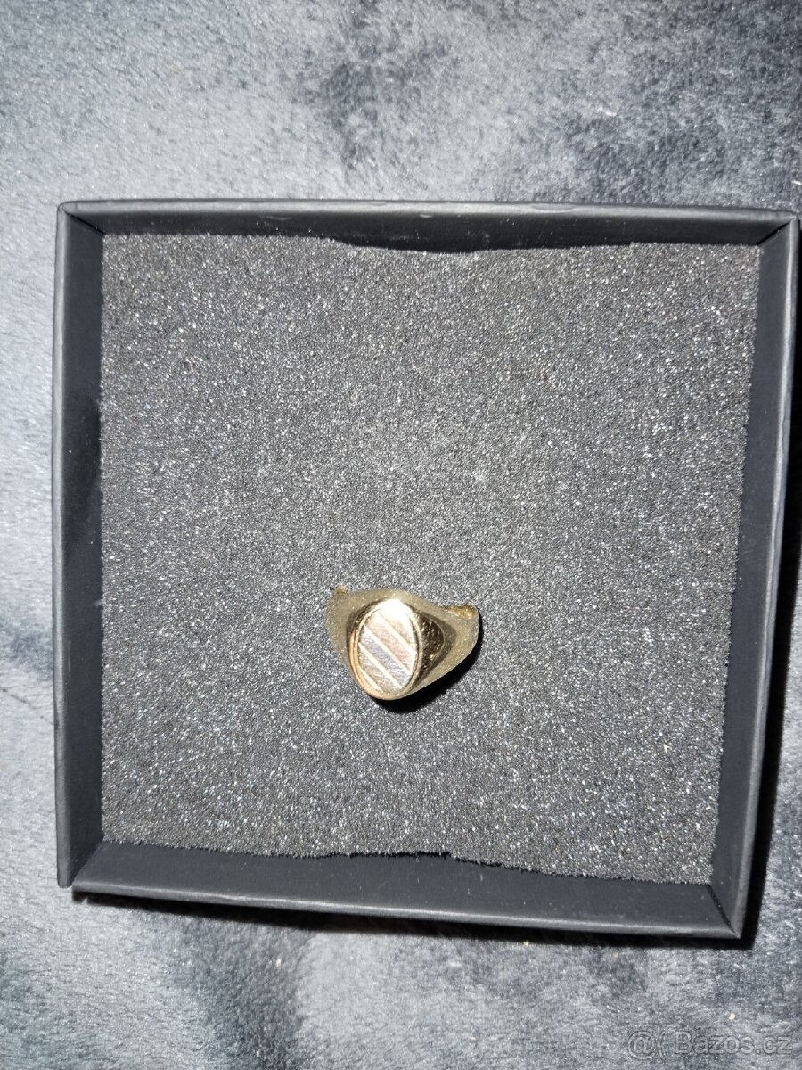 Pánský zlatý prsten - 5