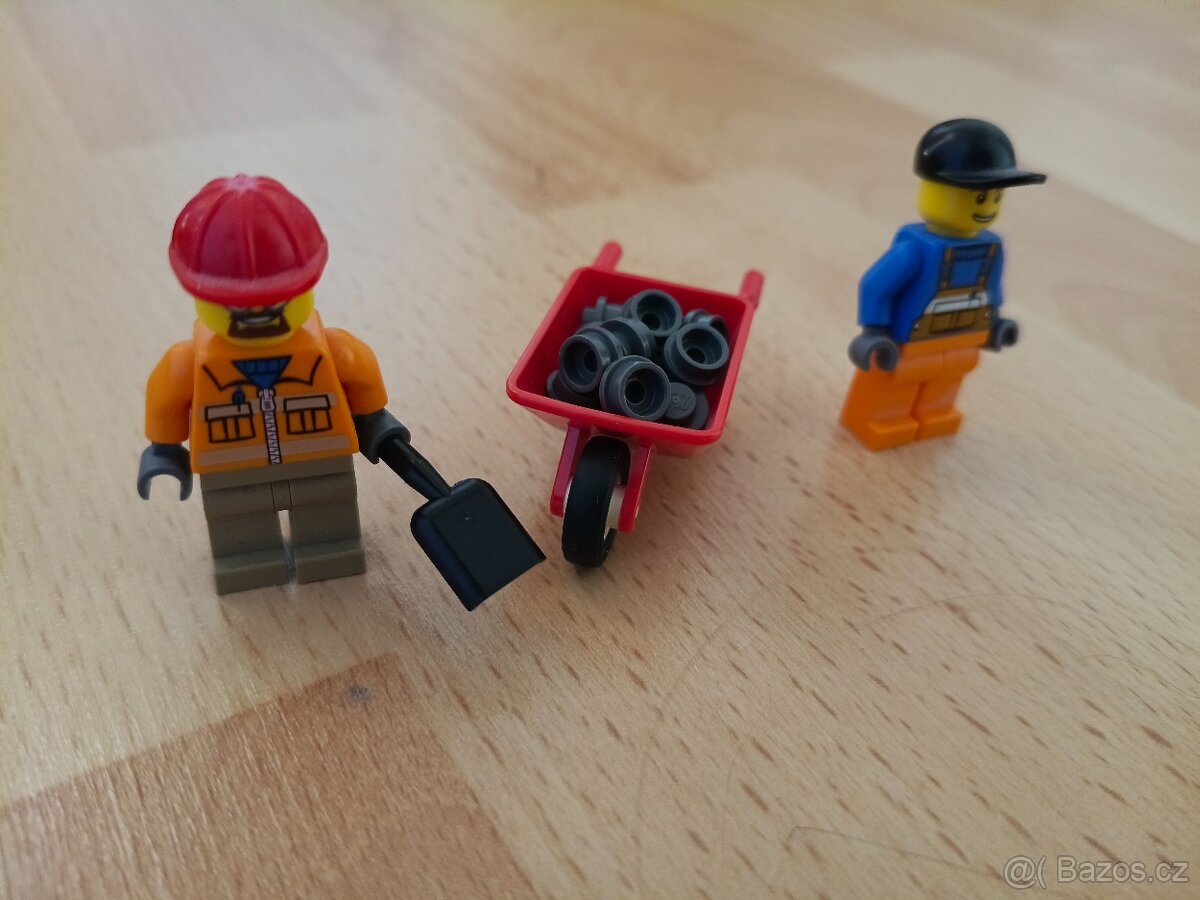 LEGO City 60018 Cement Mixer - 5