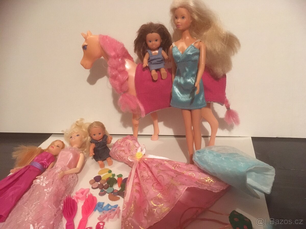 Koník, oblečení a jídlo pro barbie - 5
