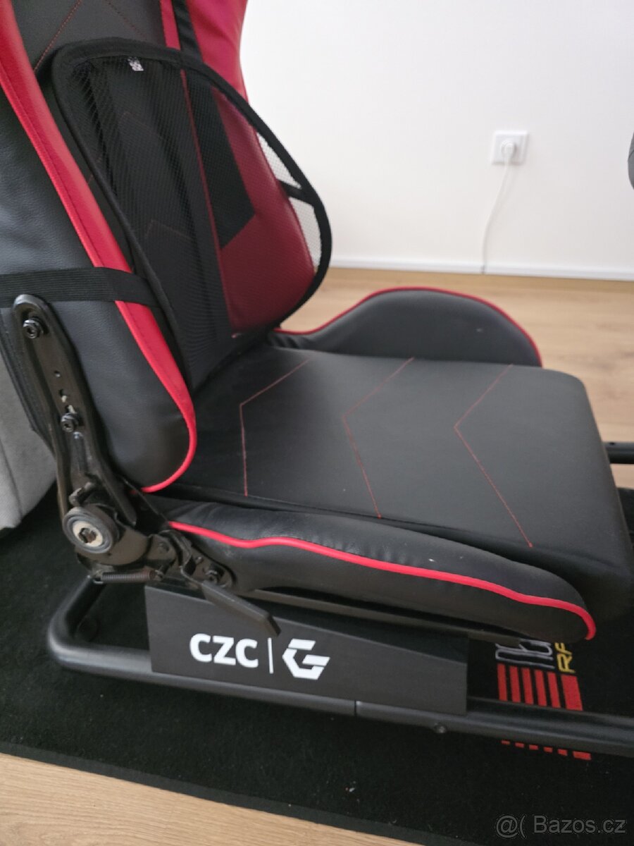 Herní křeslo + logitech G29 - 5