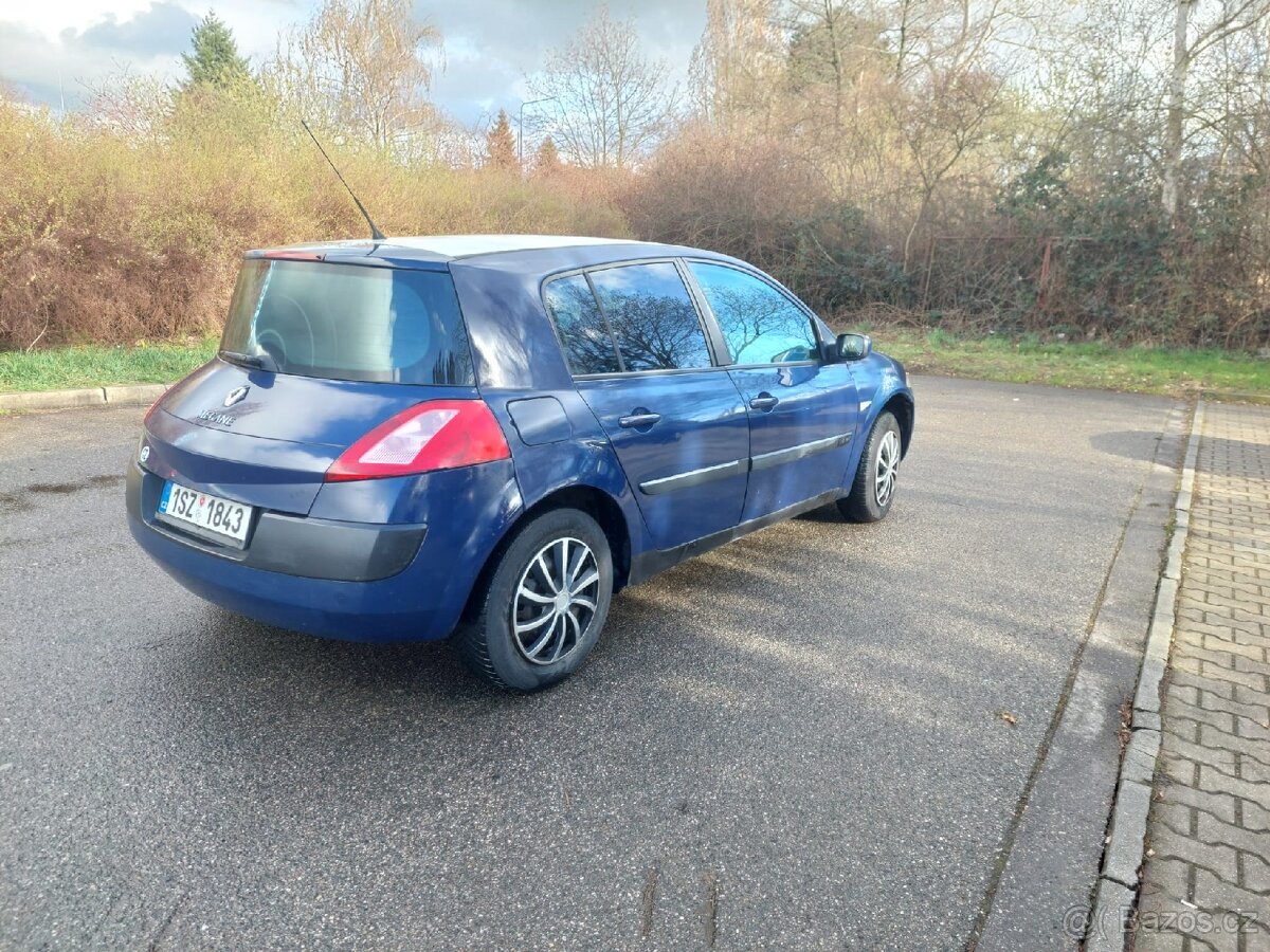 Renault Megane - 5
