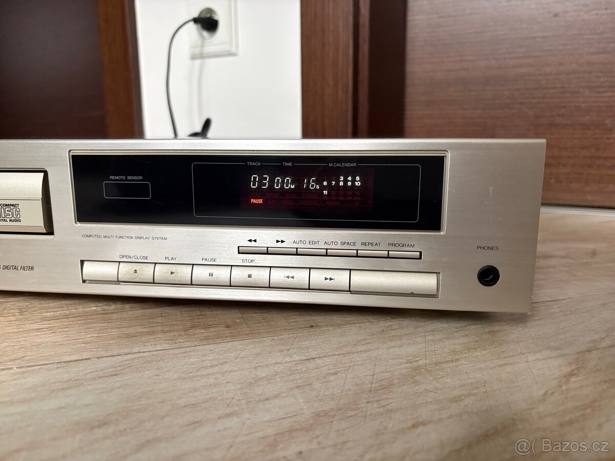 CD přehrávač Denon DCD-520 včetně DO - 5