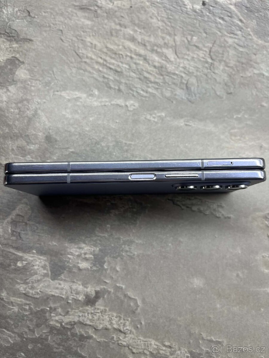 Samsung Galaxy Z Fold 5 - 5