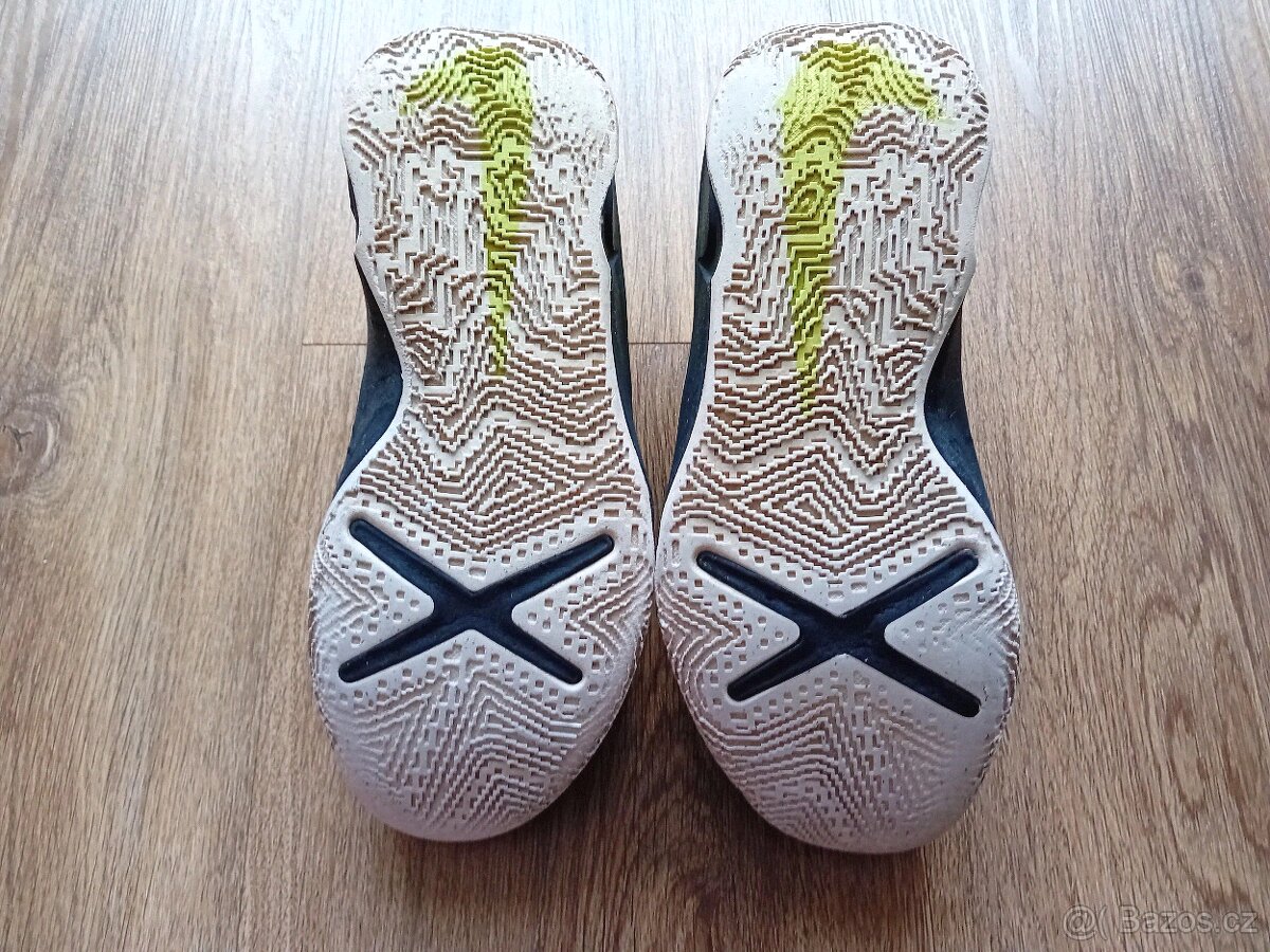 Tenisky Nike vel.38,5 - 5