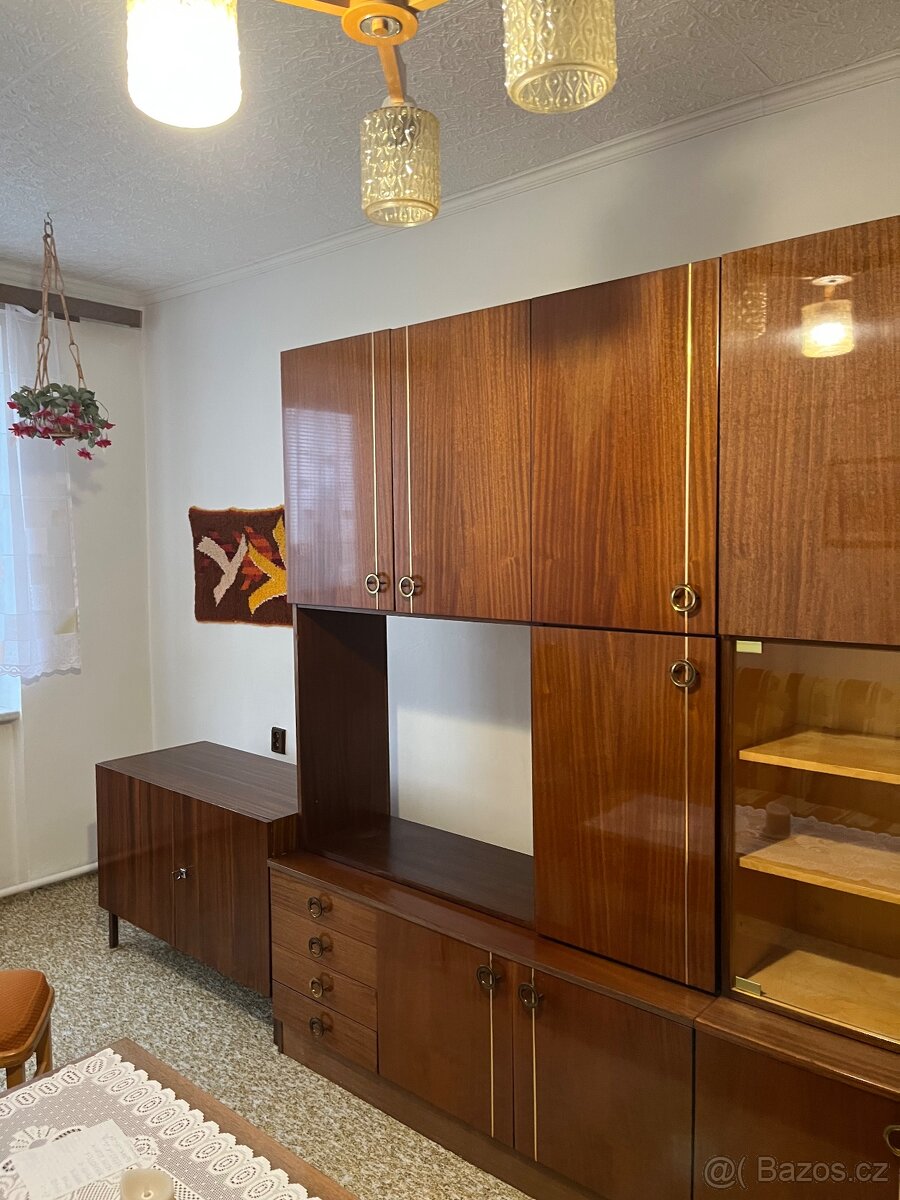 Obývací stěna – rozložitelná, spěchá - 5