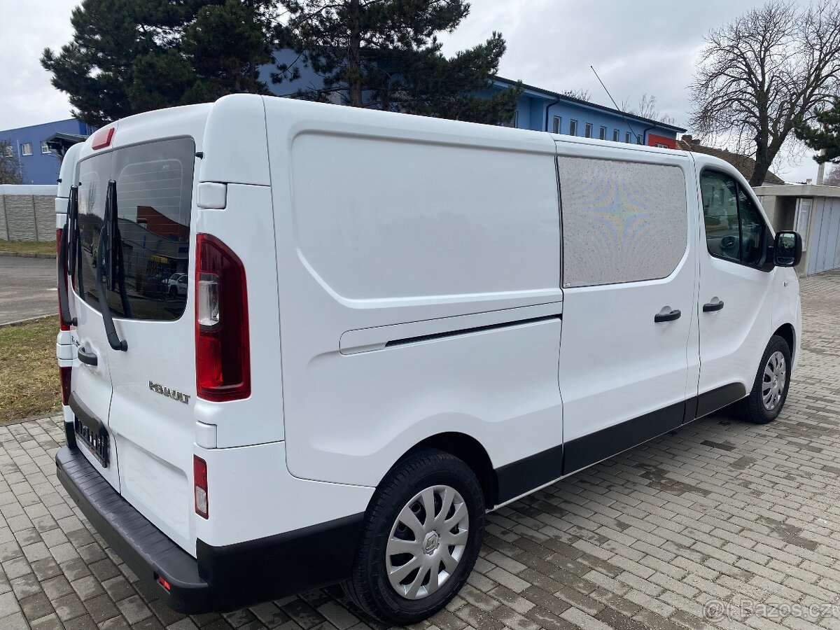 Renault Trafic 1.6DCi, 5-MÍST, 1.MAJ.ČR, VÝB.STAV - 5