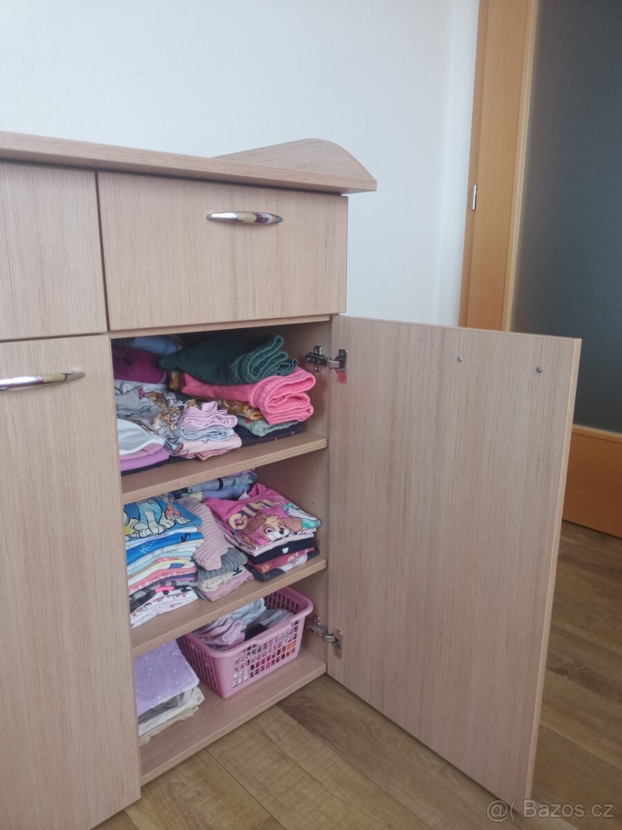 Přebalovací pult - 5