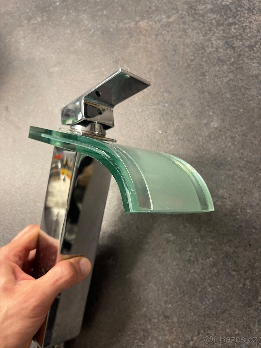 Umyvadlová baterie skleněná - 5